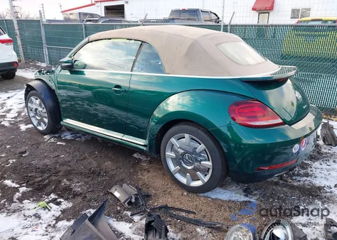 2018 Volkswagen Beetle 2.0T Coast/2.0T S/2.0T Se из США, поврежденный, VIN 3VW5DAATXJM506147